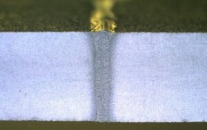 Soudure laser en bout-à-bout sur acier de 12 mm